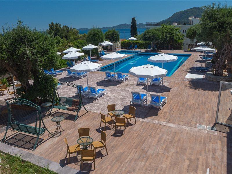 Alexandros Hotel Perama  Exteriör bild