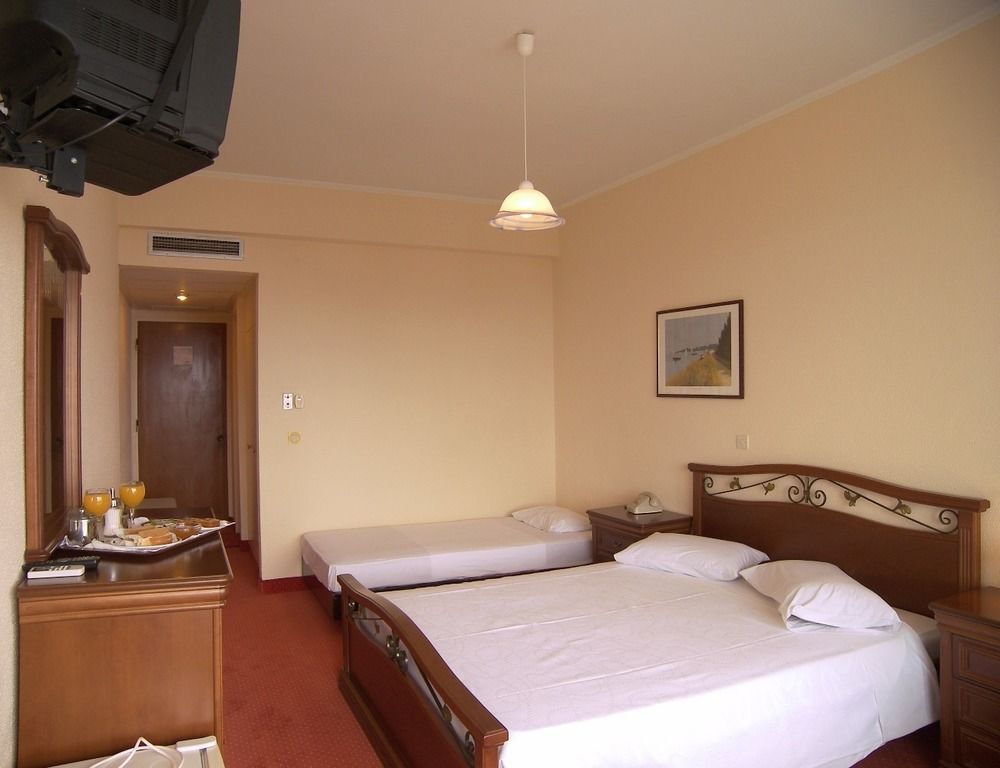 Alexandros Hotel Perama  Exteriör bild